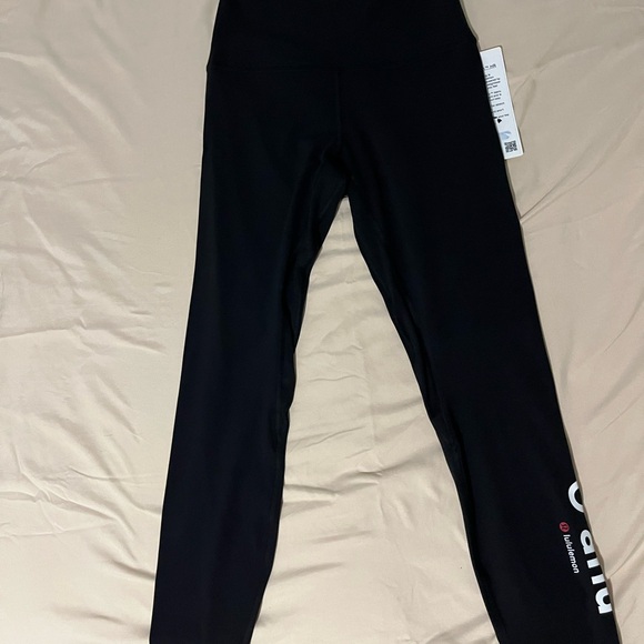 Lululemon Align leggings. Hawaiian collection, Island of Oahu. New with tags. - Picture 4 of 8